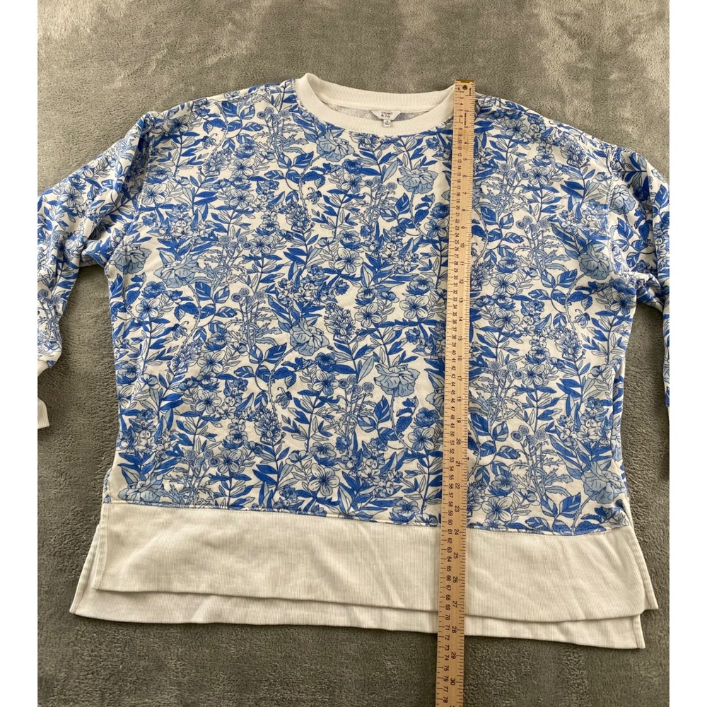 Crown & Ivy Womens Blue Floral Pullover Sweatshirt Fleece Lined Size M White - Picture 5 of 8